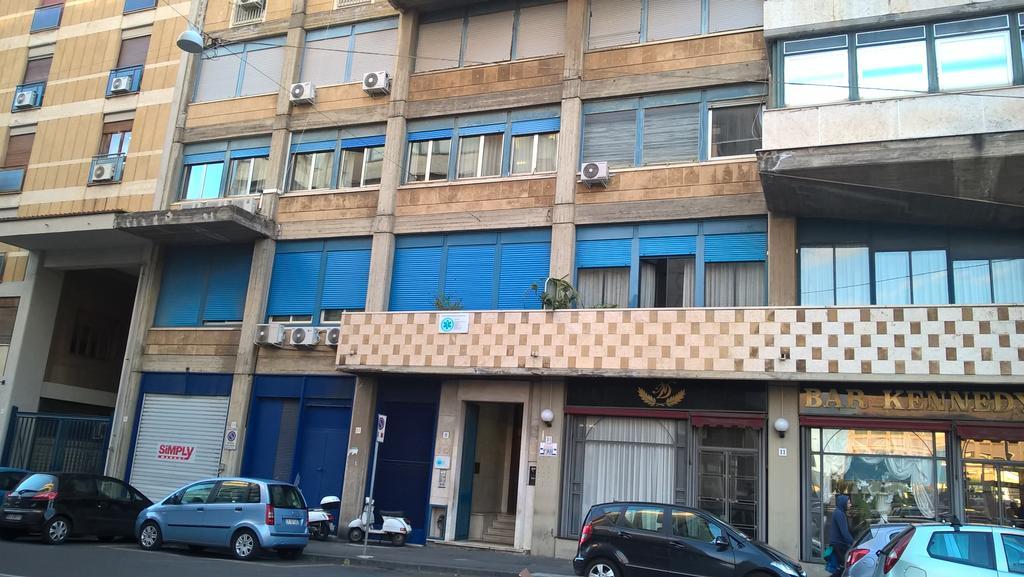 A "Casa Inn-Centro" Monolocale Catania Bagian luar foto