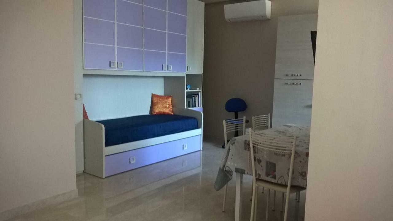 A "Casa Inn-Centro" Monolocale Catania Bagian luar foto
