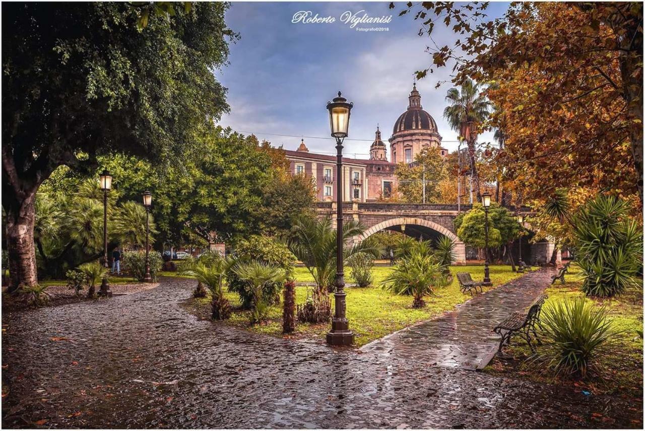 A "Casa Inn-Centro" Monolocale Catania Bagian luar foto